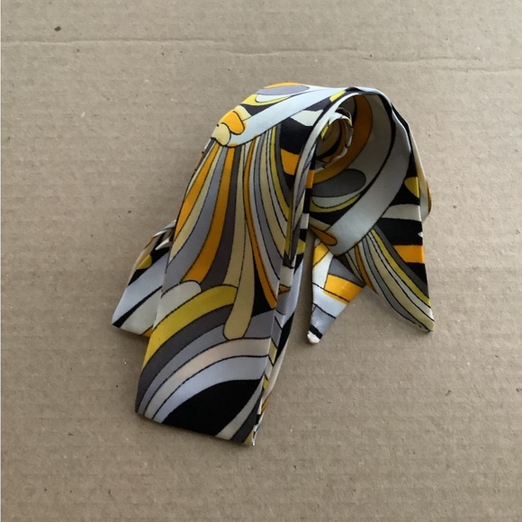 Skinny scarf/wrist wrap/hair tie - Picture 4 of 7